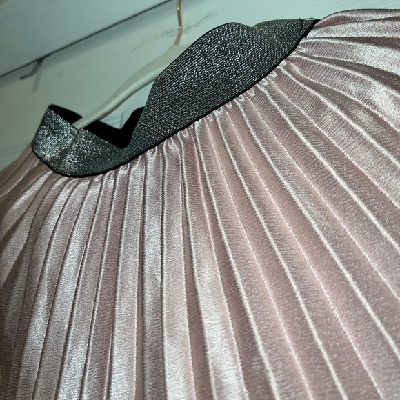 Blush Metallic Pleated Midi Skirt with Grey Shimmer Elastic Waistband - Picture 2 of 2